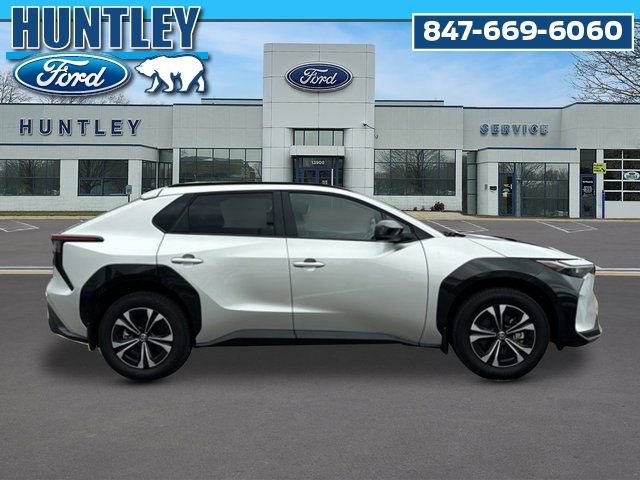 Used 2024 Toyota bZ4X AWD w/ Weather Package image 4