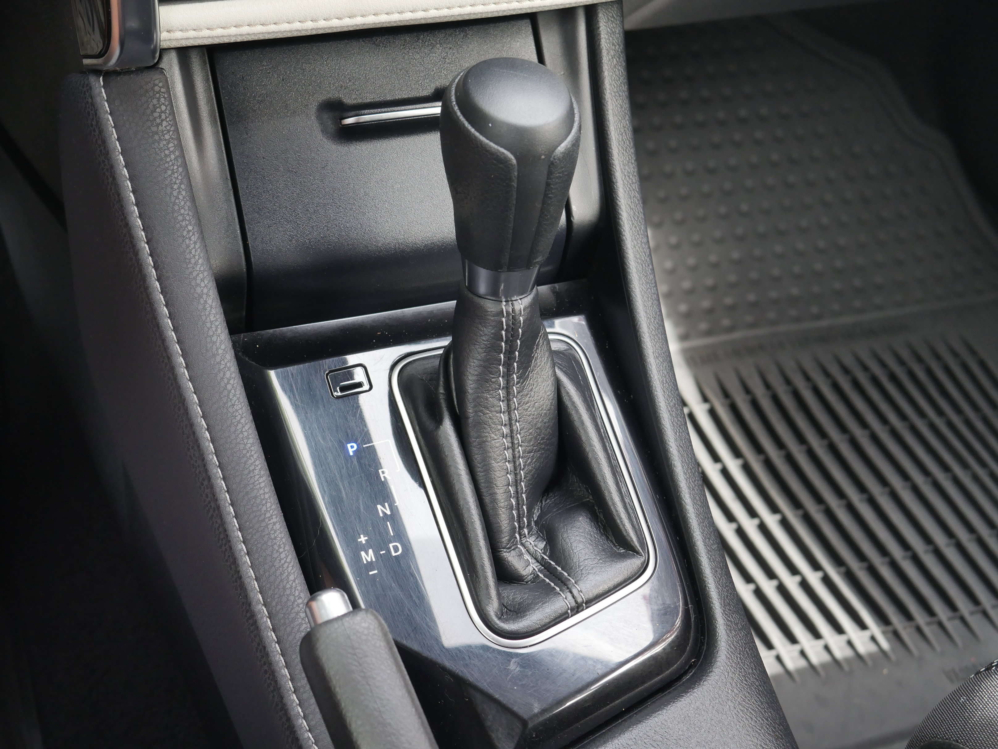 Used 2018 Toyota Corolla iM w/ All-Weather Mat Package FWD image 13