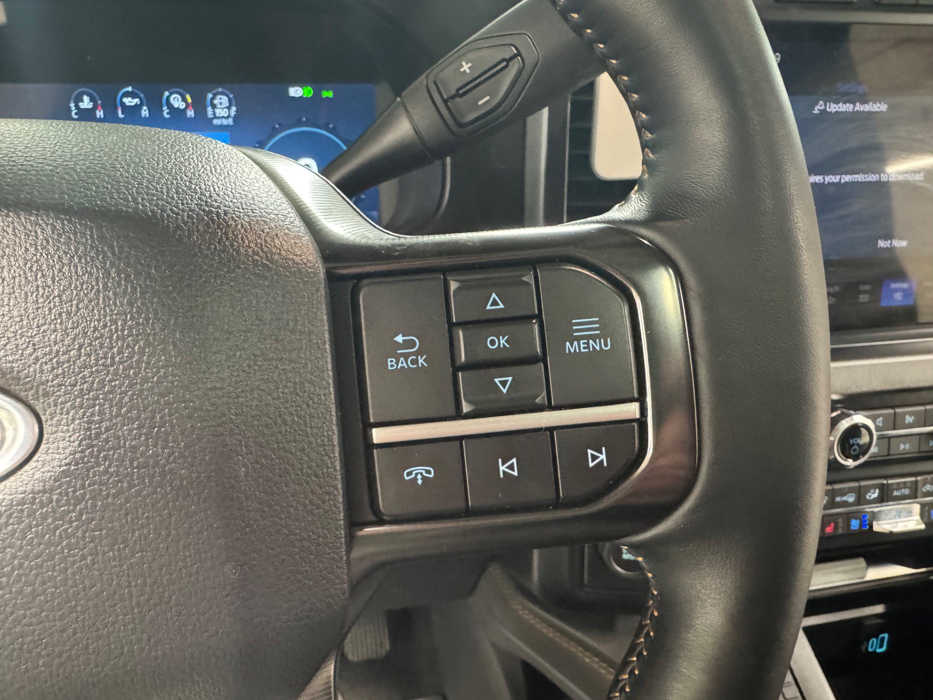 Used 2024 Ford F450 Platinum w/ Camper Package AWD/4WD image 70