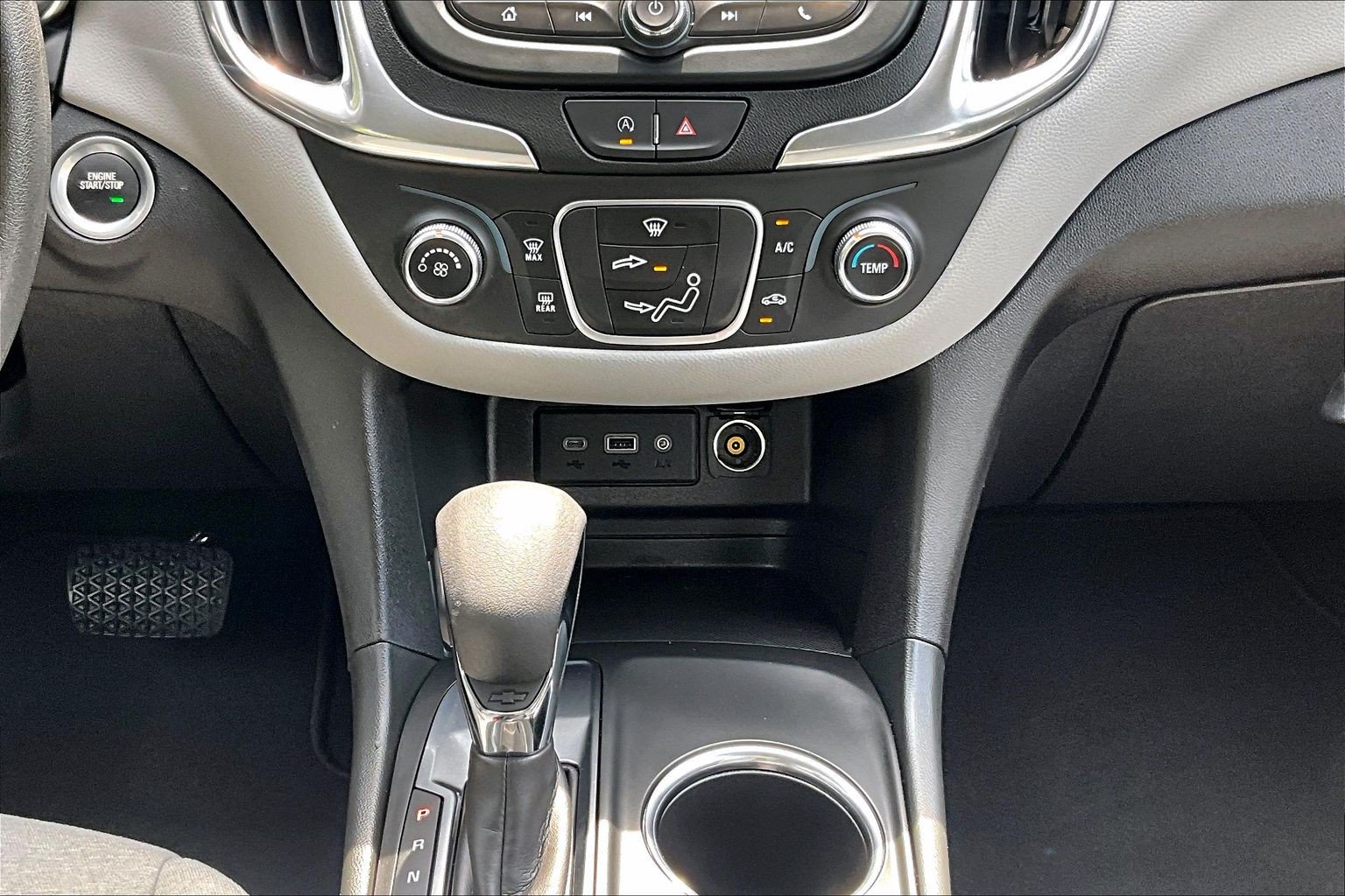 Used 2024 Chevrolet Equinox LS FWD image 24