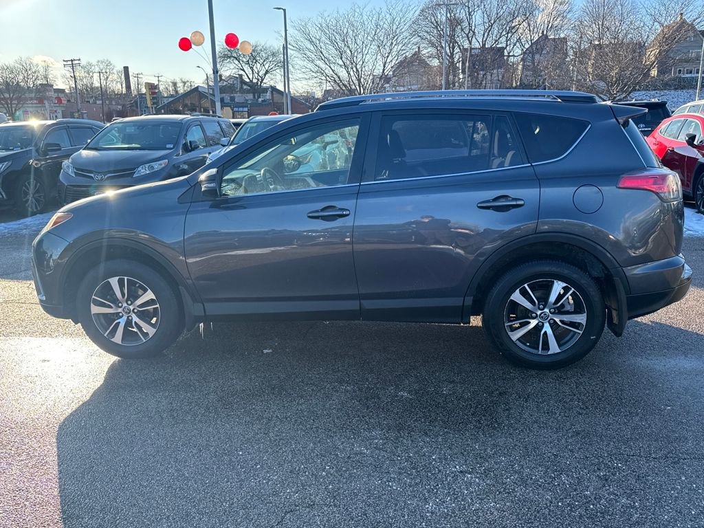 Used 2017 Toyota RAV4 XLE image 2
