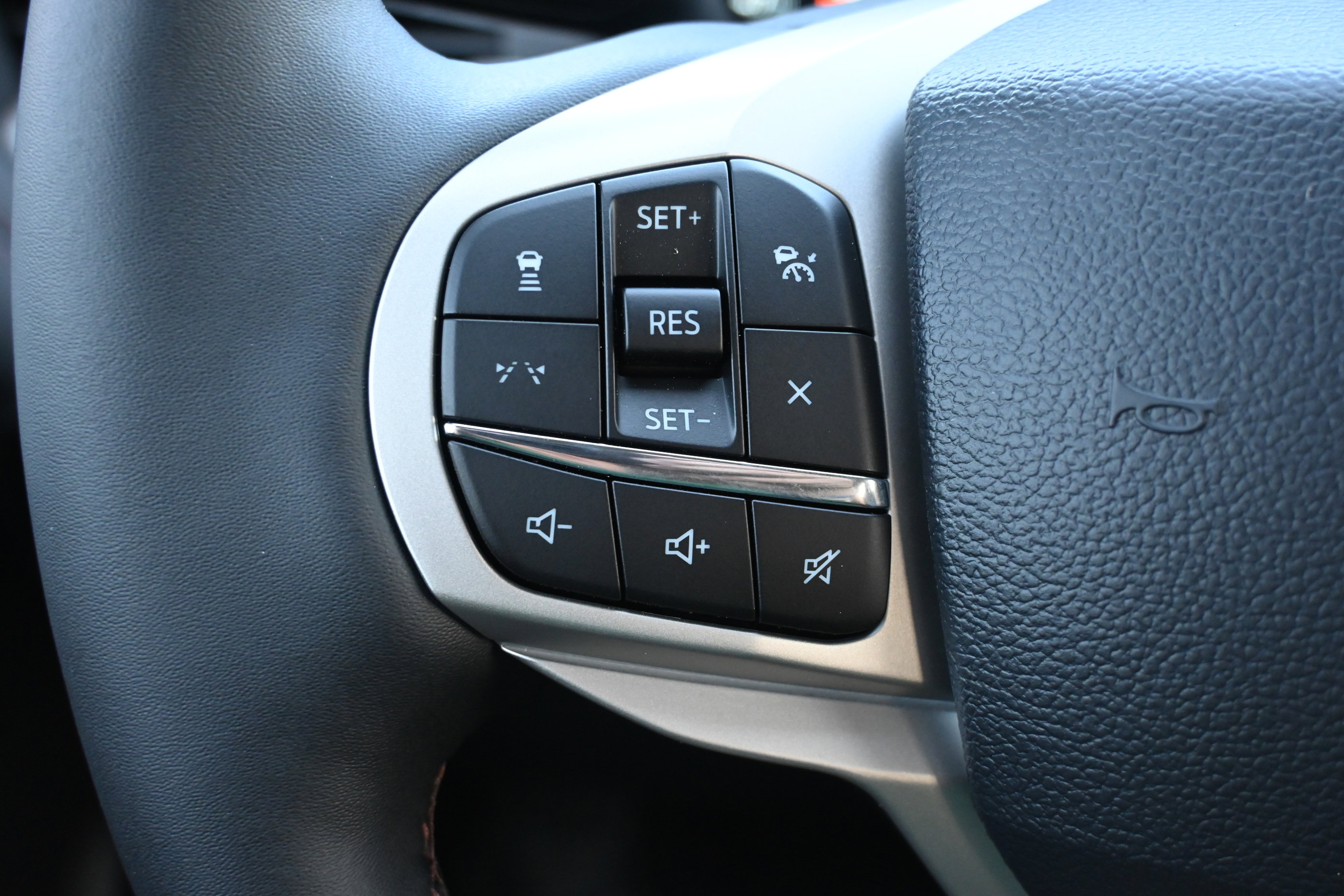 New 2026 Ford Explorer Active image 16