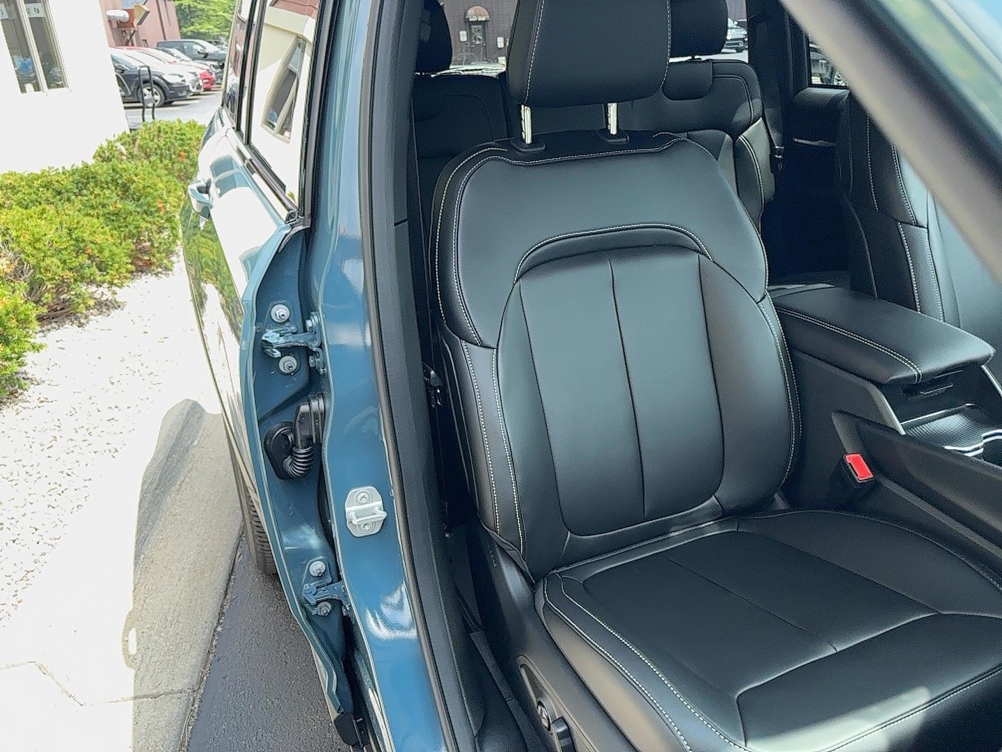 New 2026 Jeep Grand Cherokee Limited AWD/4WD image 5