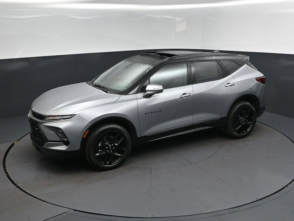 New 2026 Chevrolet Blazer RS w/ Driver Confidence II Package FWD image 31