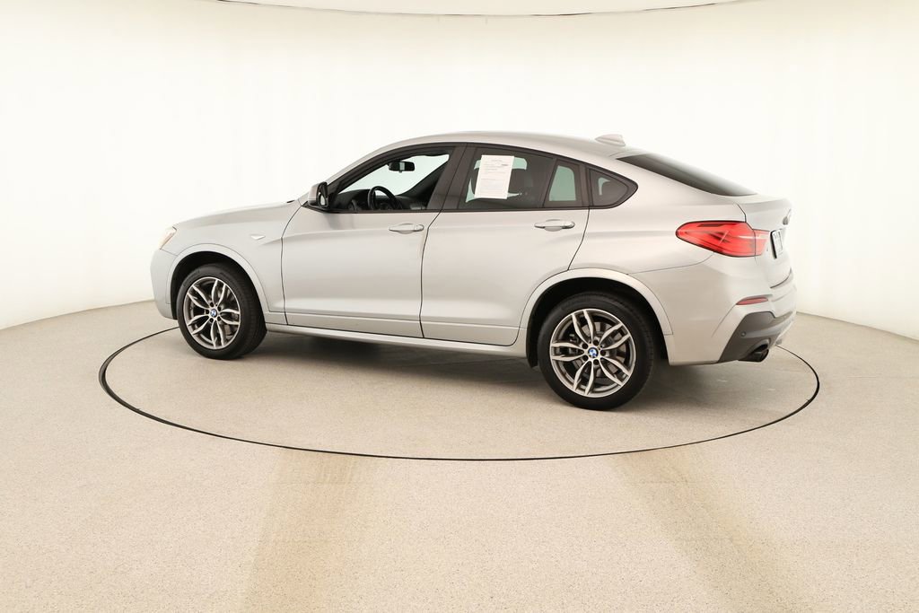 Used 2018 BMW X4 M40i image 3
