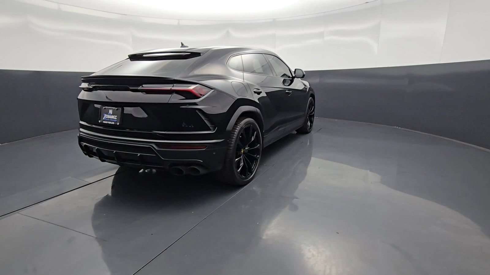 Used 2022 Lamborghini Urus AWD/4WD image 96