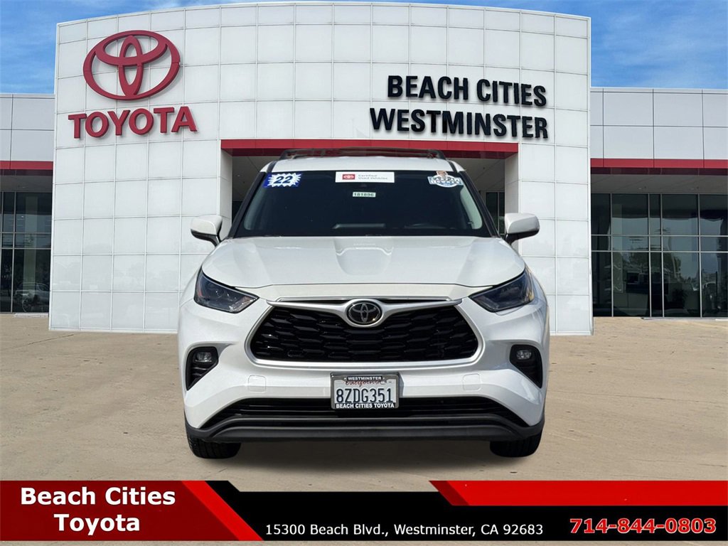 Certified 2022 Toyota Highlander LE image 4