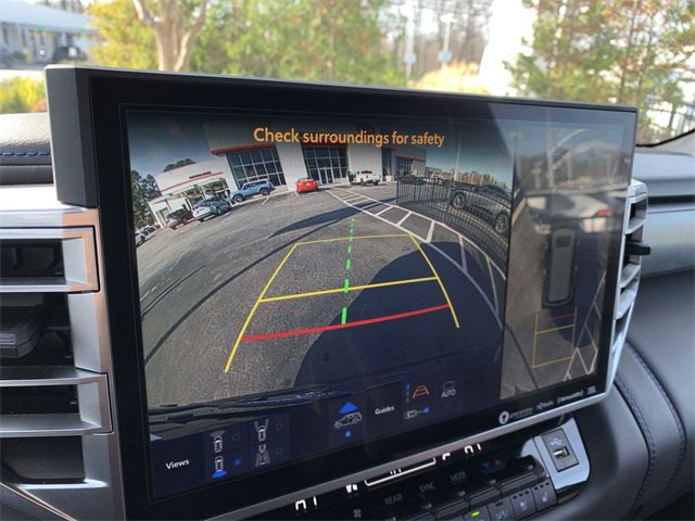 Used 2023 Toyota Sequoia Platinum image 22