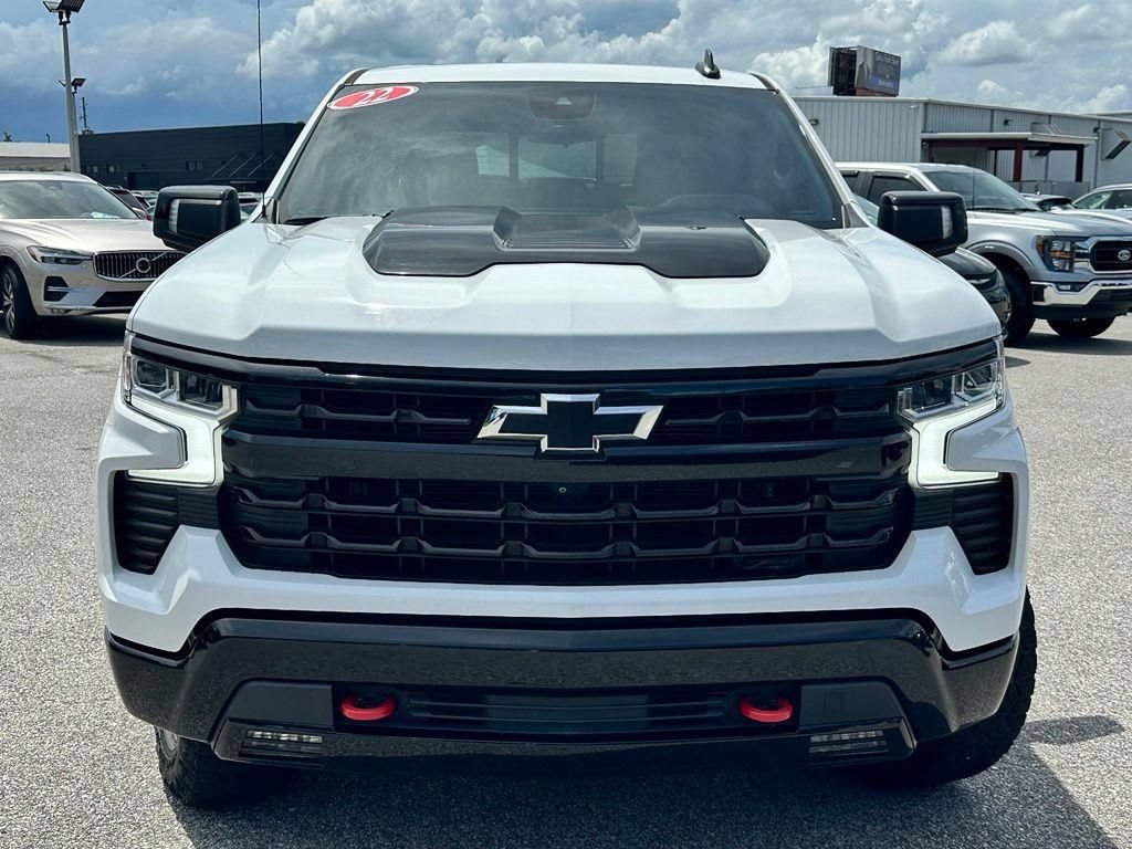 Used 2022 Chevrolet Silverado 1500 LT Trail Boss w/ LT Trail Boss Premium Package AWD/4WD image 2