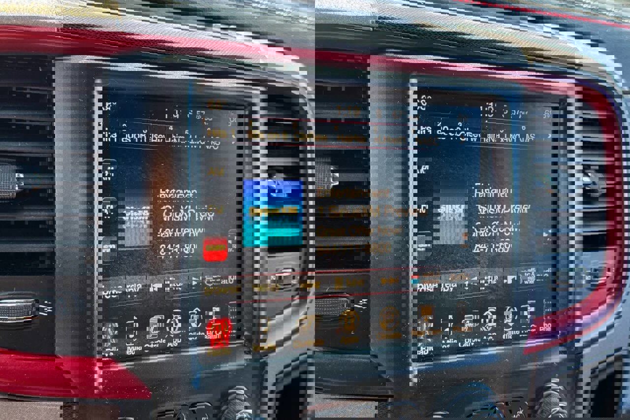 Used 2017 RAM 1500 Rebel w/ Luxury Group image 27