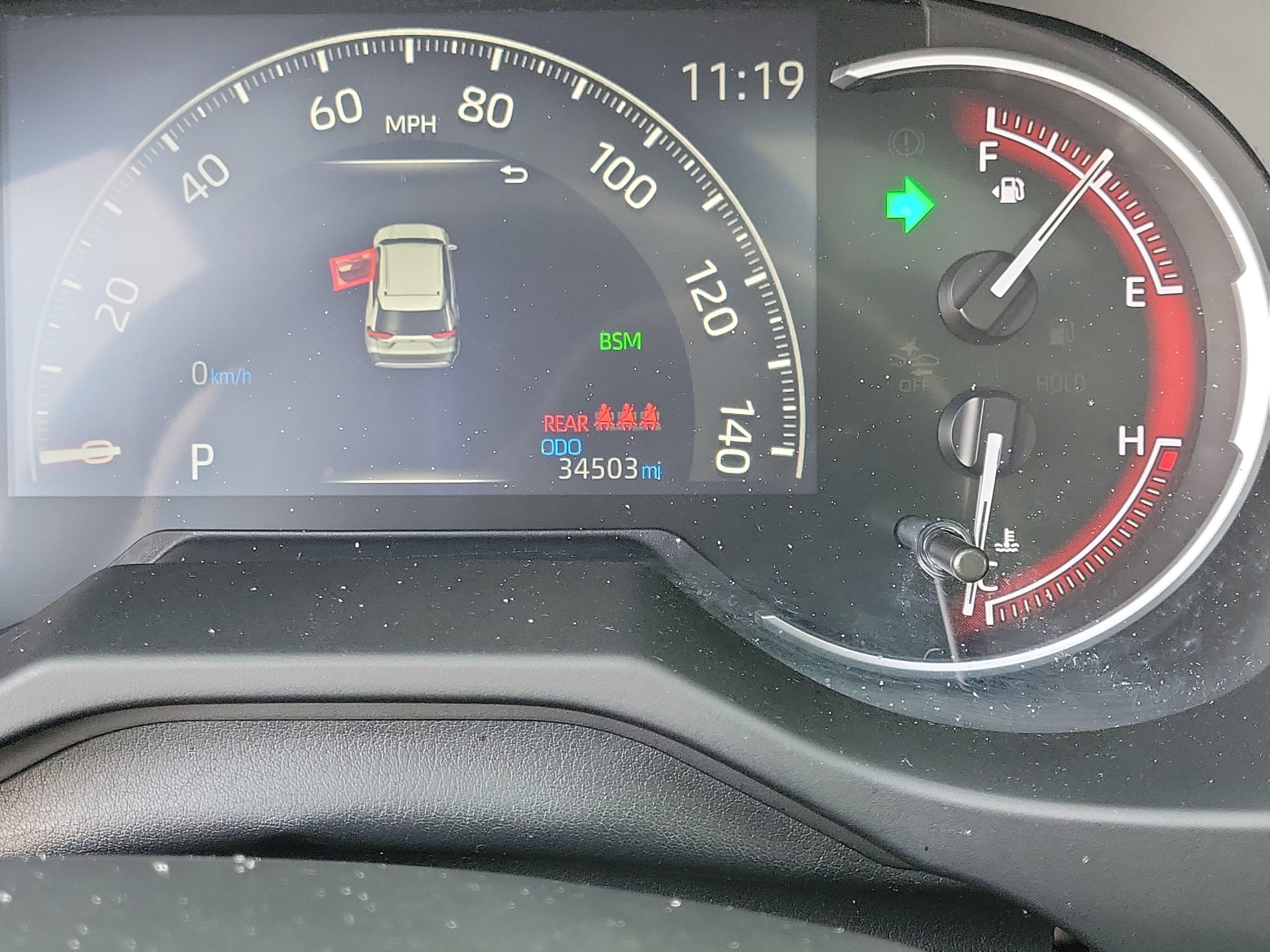 Used 2023 Toyota RAV4 XLE Premium image 25