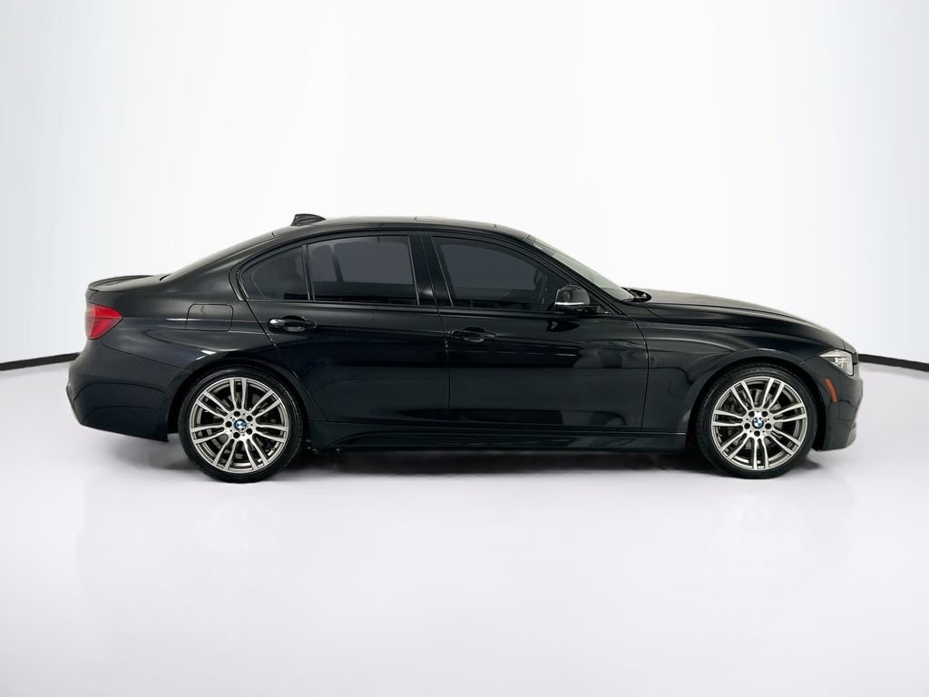 Used 2017 BMW 340i Sedan RWD image 4