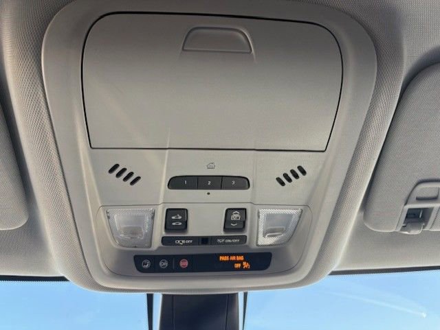 Used 2022 Chevrolet Blazer LT w/ Sound & Technology Package image 13