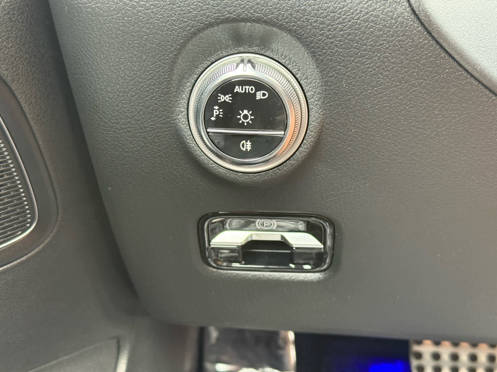 New 2026 Mercedes-Benz C 43 AMG 4MATIC Sedan image 26