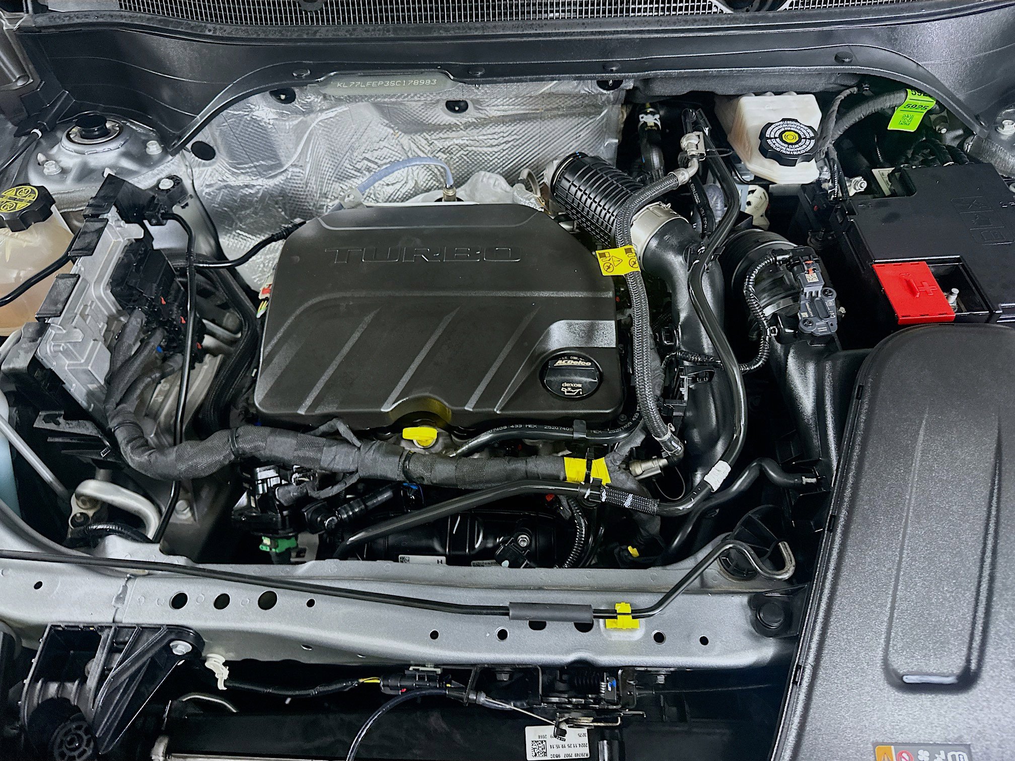 Used 2025 Chevrolet Trax LS FWD image 31