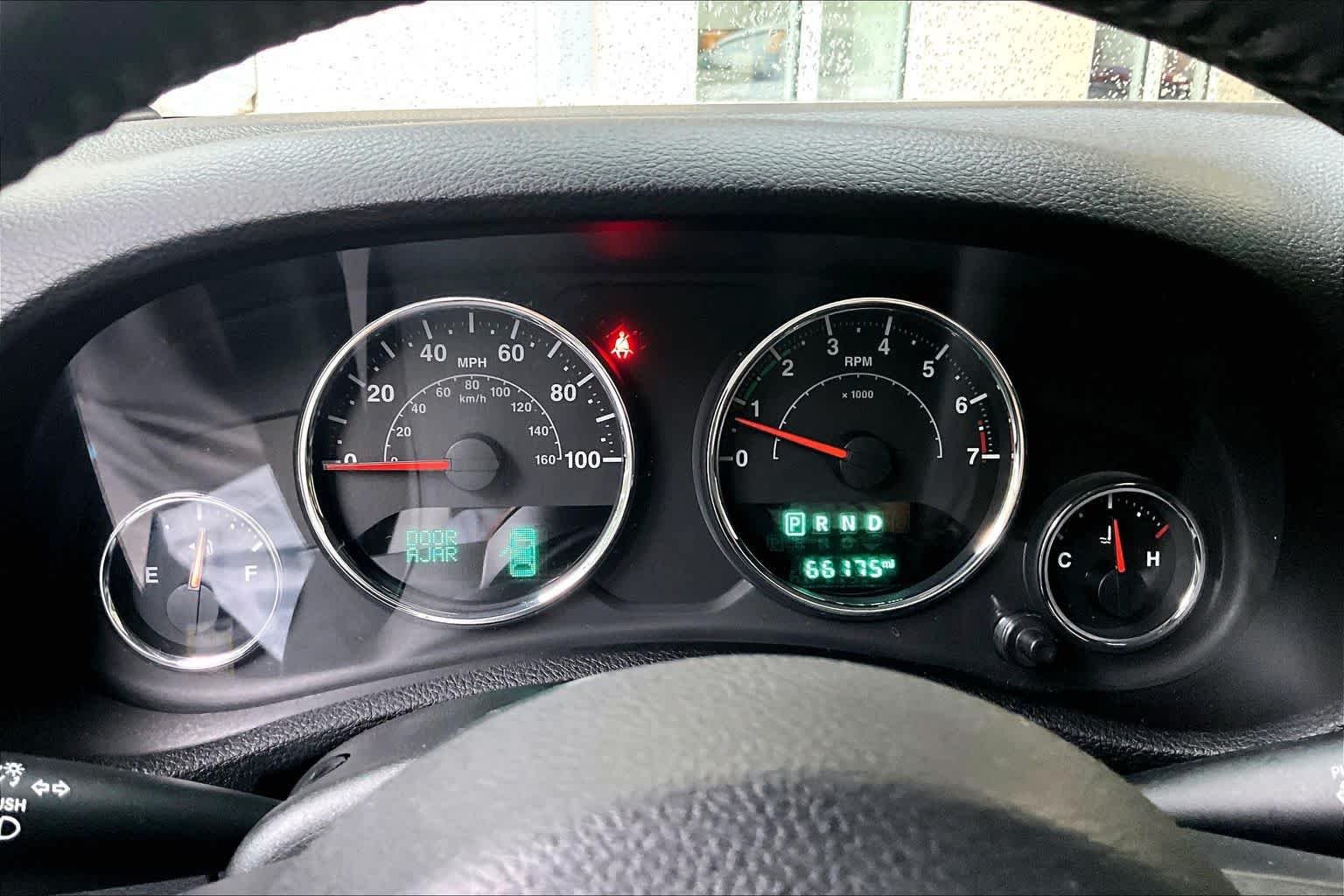 Used 2017 Jeep Wrangler Unlimited Sport w/ Connectivity Group AWD/4WD image 24