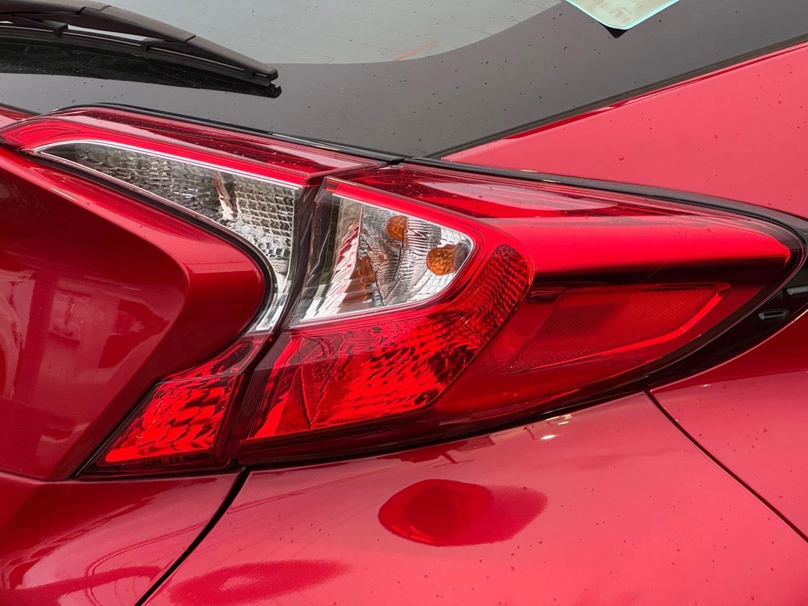 Used 2021 Toyota C-HR XLE FWD image 13