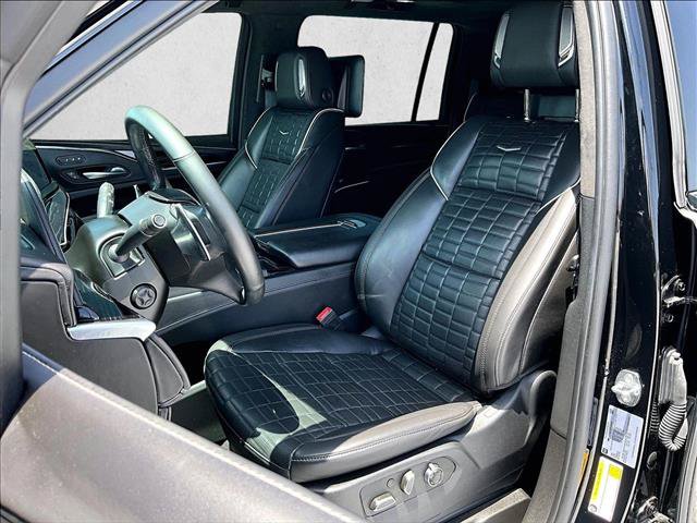Used 2023 Cadillac Escalade ESV V AWD/4WD image 27