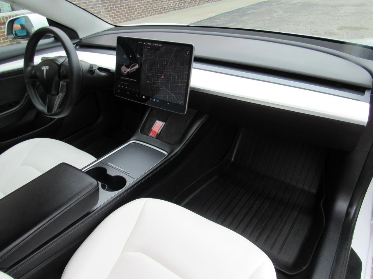 Used 2022 Tesla Model 3 Long Range AWD/4WD image 25