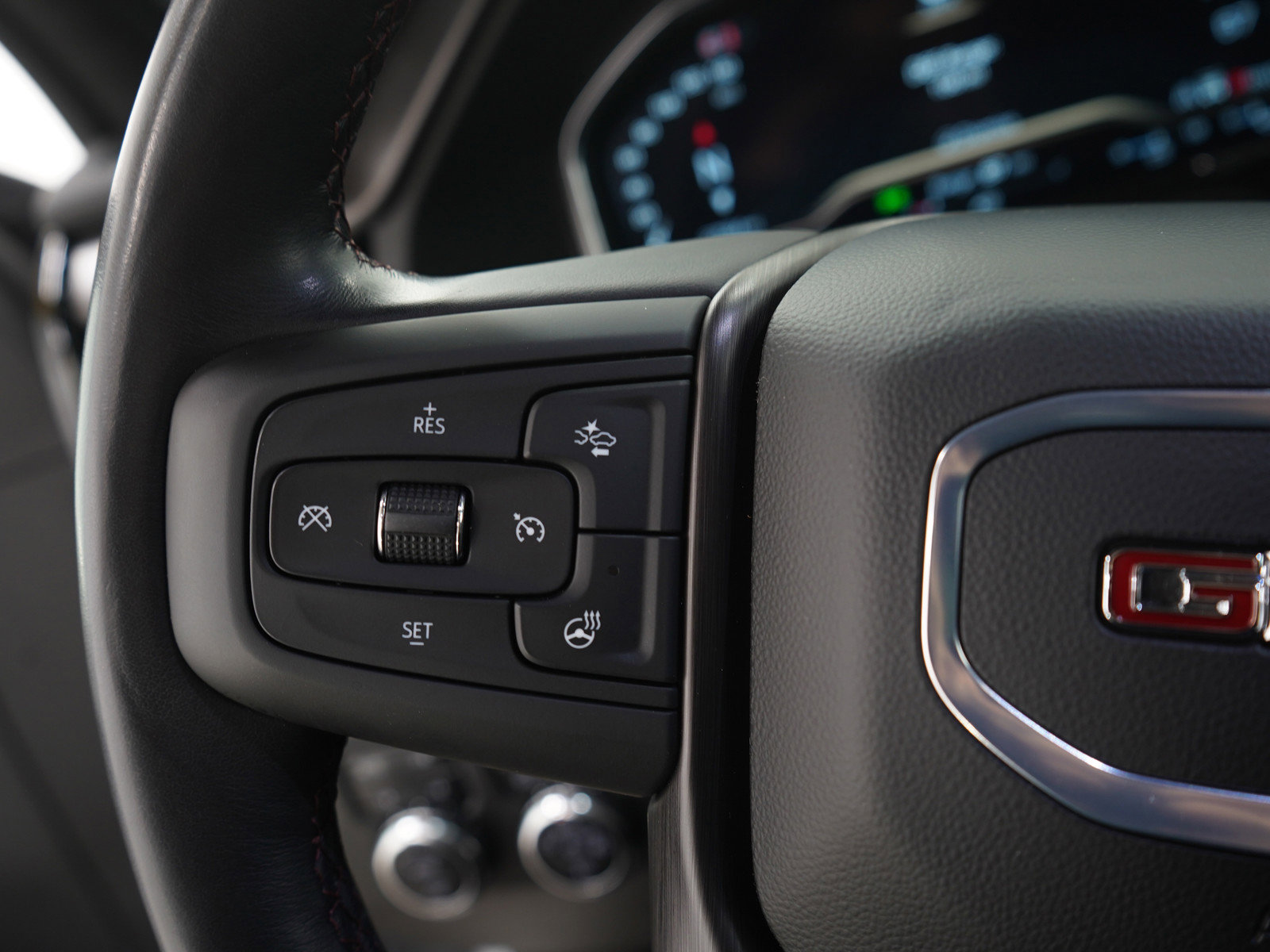 Used 2024 GMC Sierra 2500 AT4X image 27