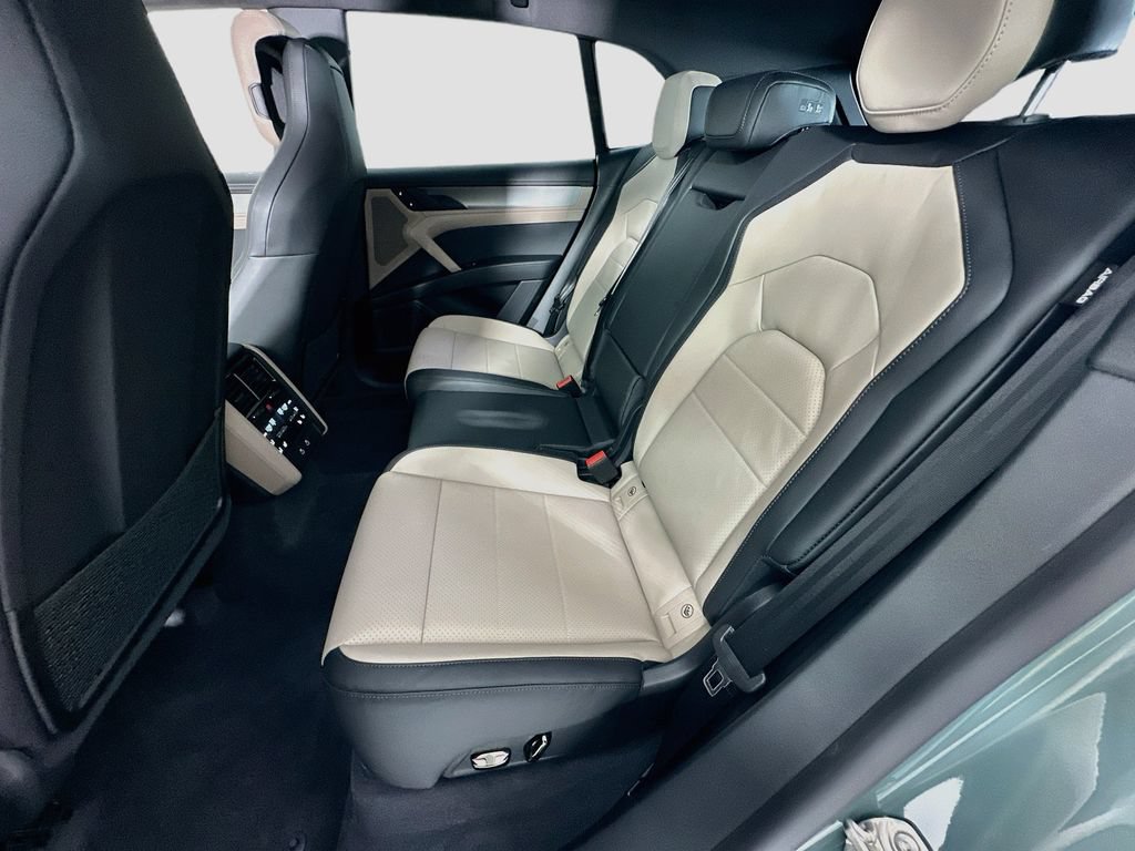 New 2026 Porsche Cayenne Electric AWD/4WD image 24