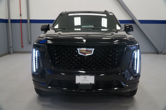 Used 2025 Cadillac Escalade ESV Premium Luxury w/ Touring Package AWD/4WD image 10