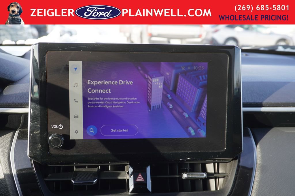 Used 2023 Toyota Corolla Cross XLE w/ Convenience Package image 17