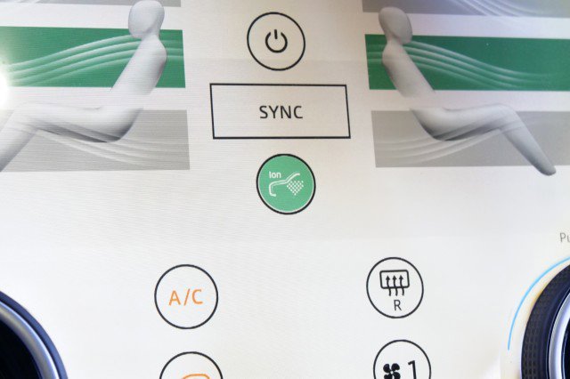 Used 2022 Land Rover Range Rover Westminster Edition image 13