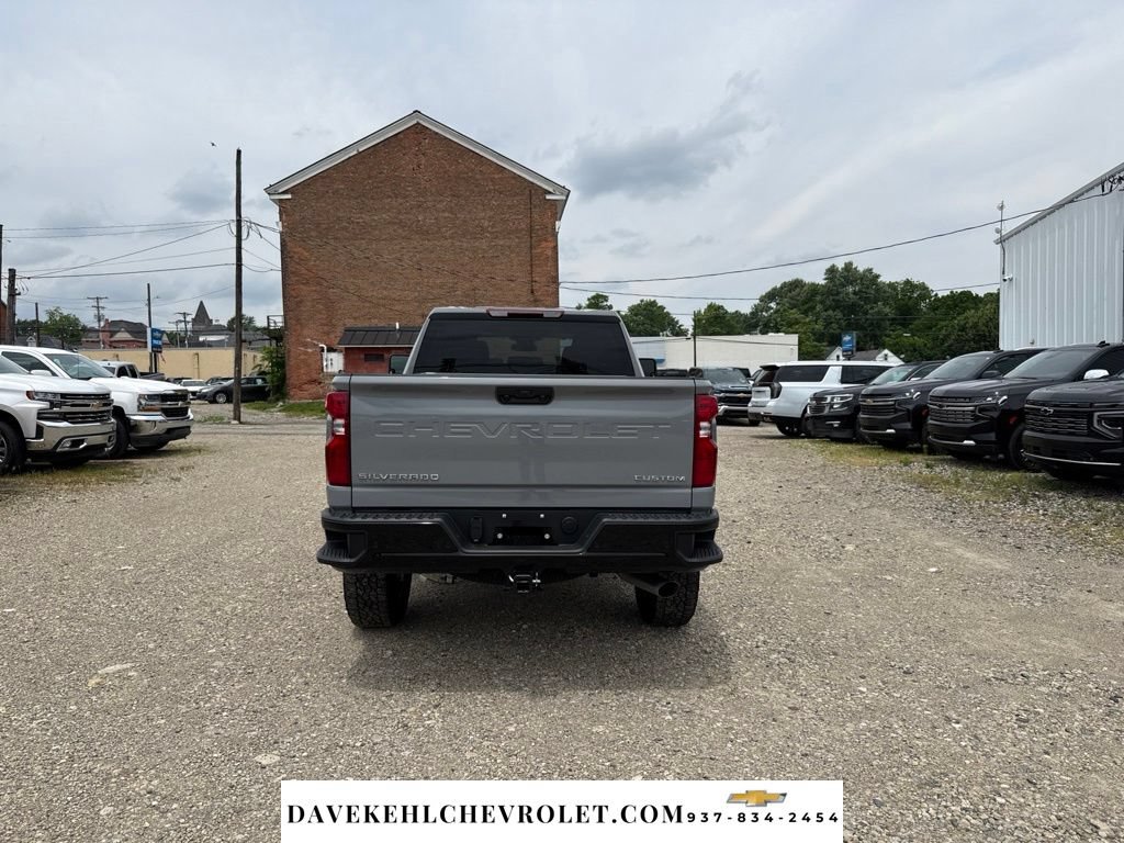 Used 2025 Chevrolet Silverado 2500 Custom w/ Custom Value Package AWD/4WD image 4