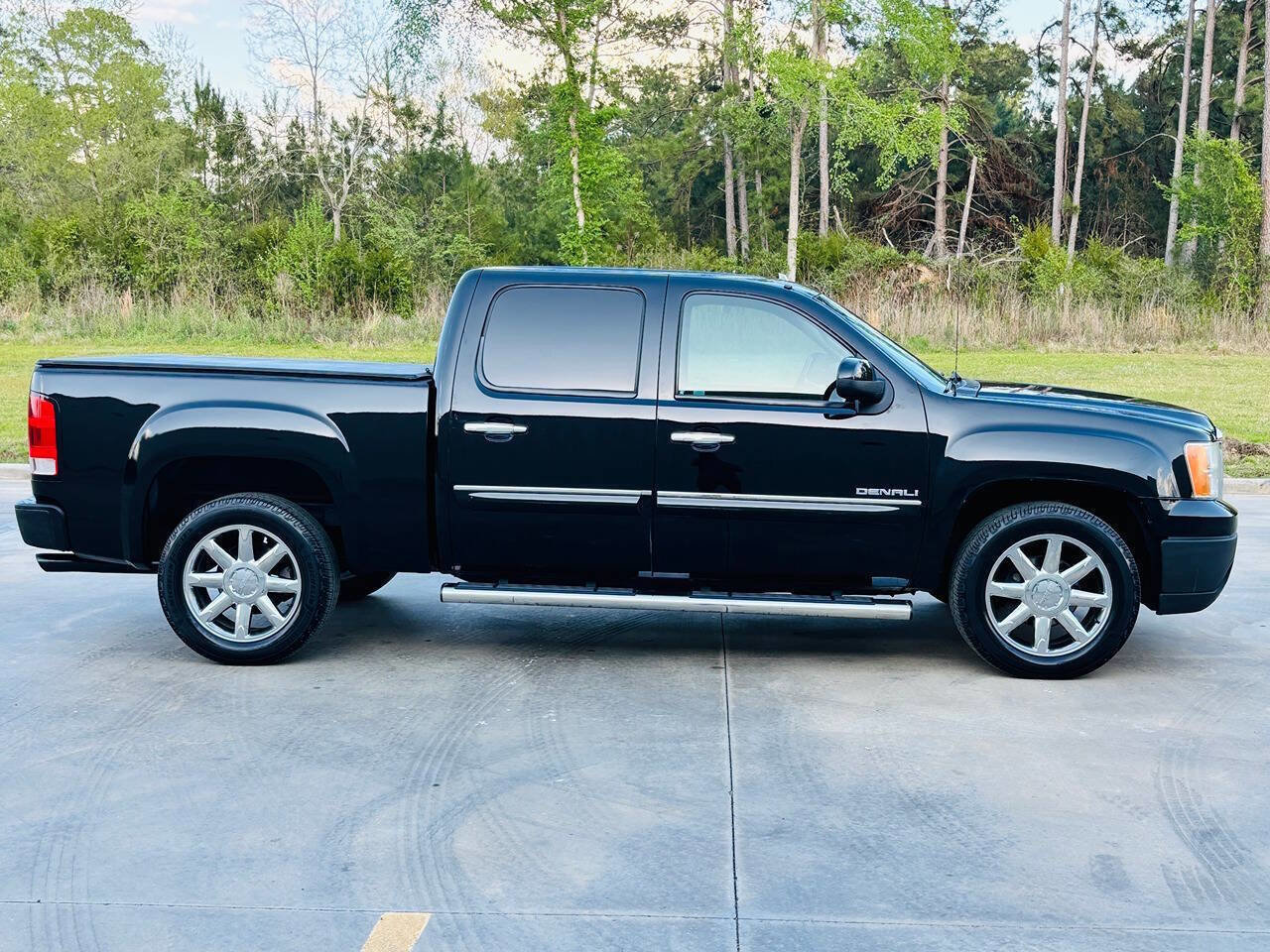 Used 2012 GMC Sierra 1500 Denali image 5