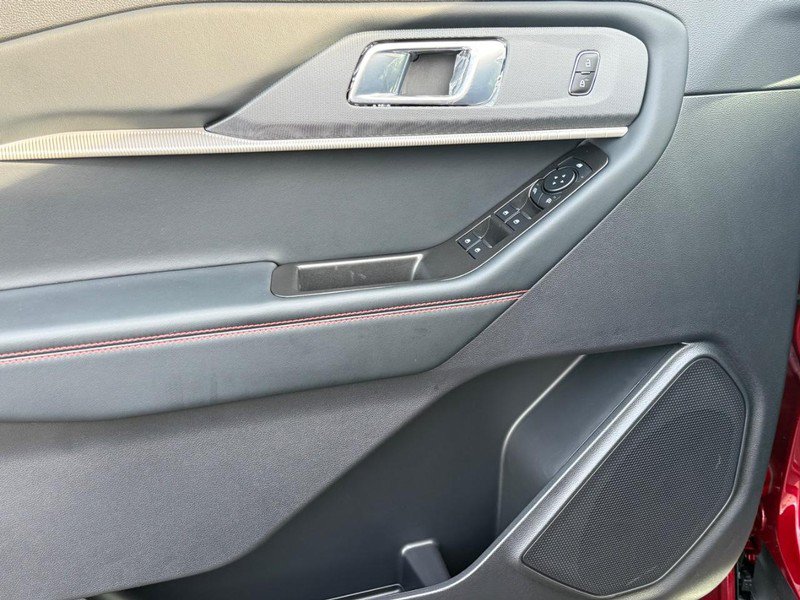 New 2027 Ford Explorer ST-Line AWD/4WD image 29