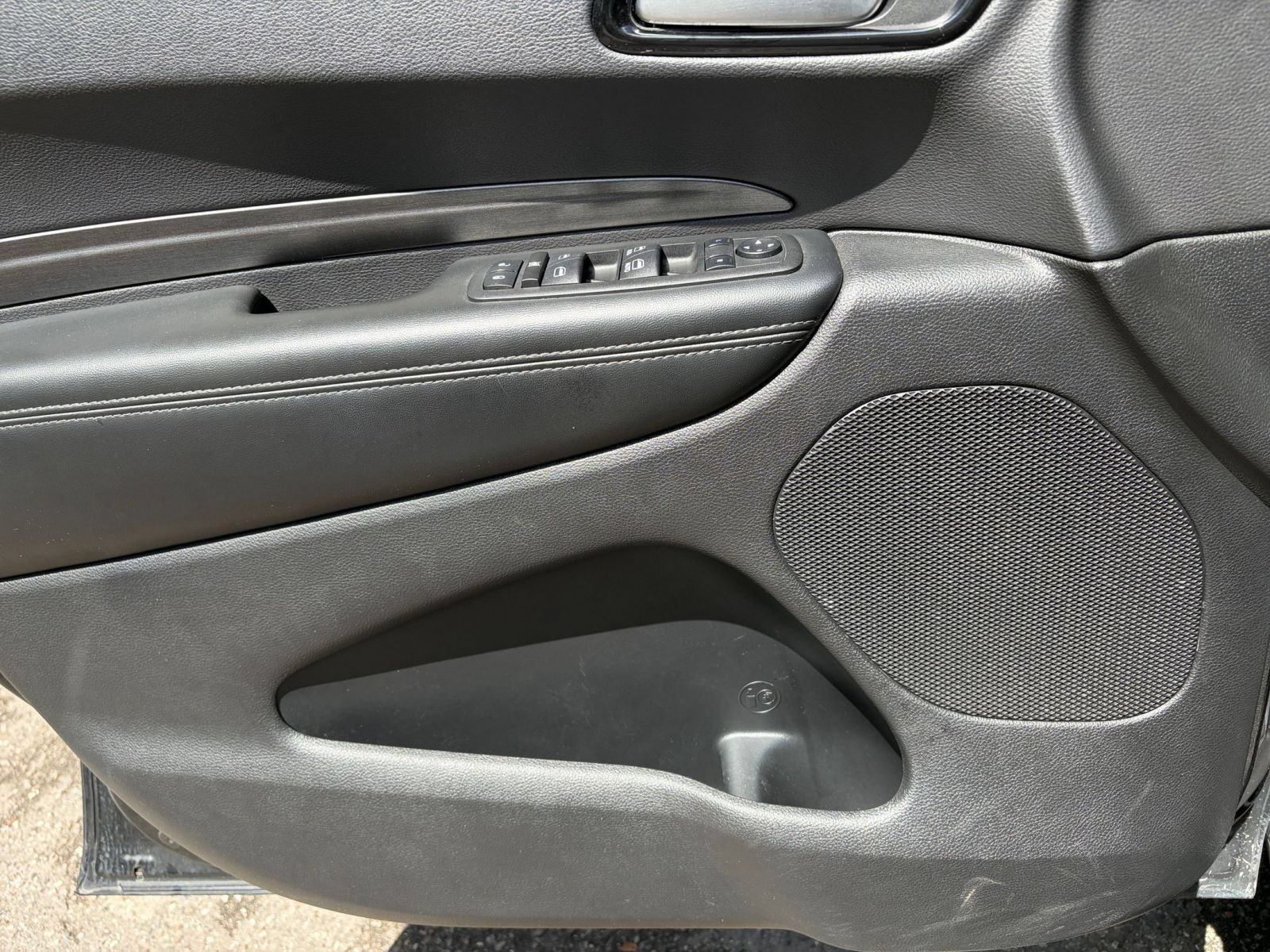 Used 2024 Dodge Durango SXT AWD/4WD image 18