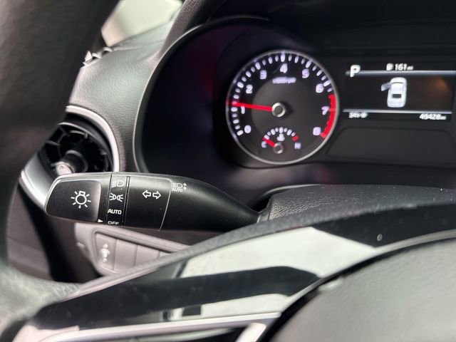 Used 2023 Kia Forte LXS image 22