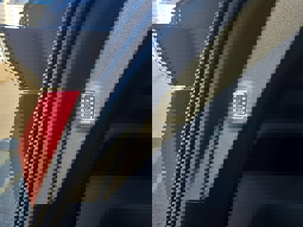 Used 2025 Jeep Wagoneer S Limited AWD/4WD image 8