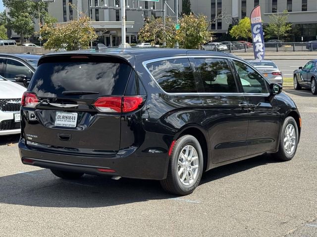 New 2026 Chrysler Voyager LX image 2