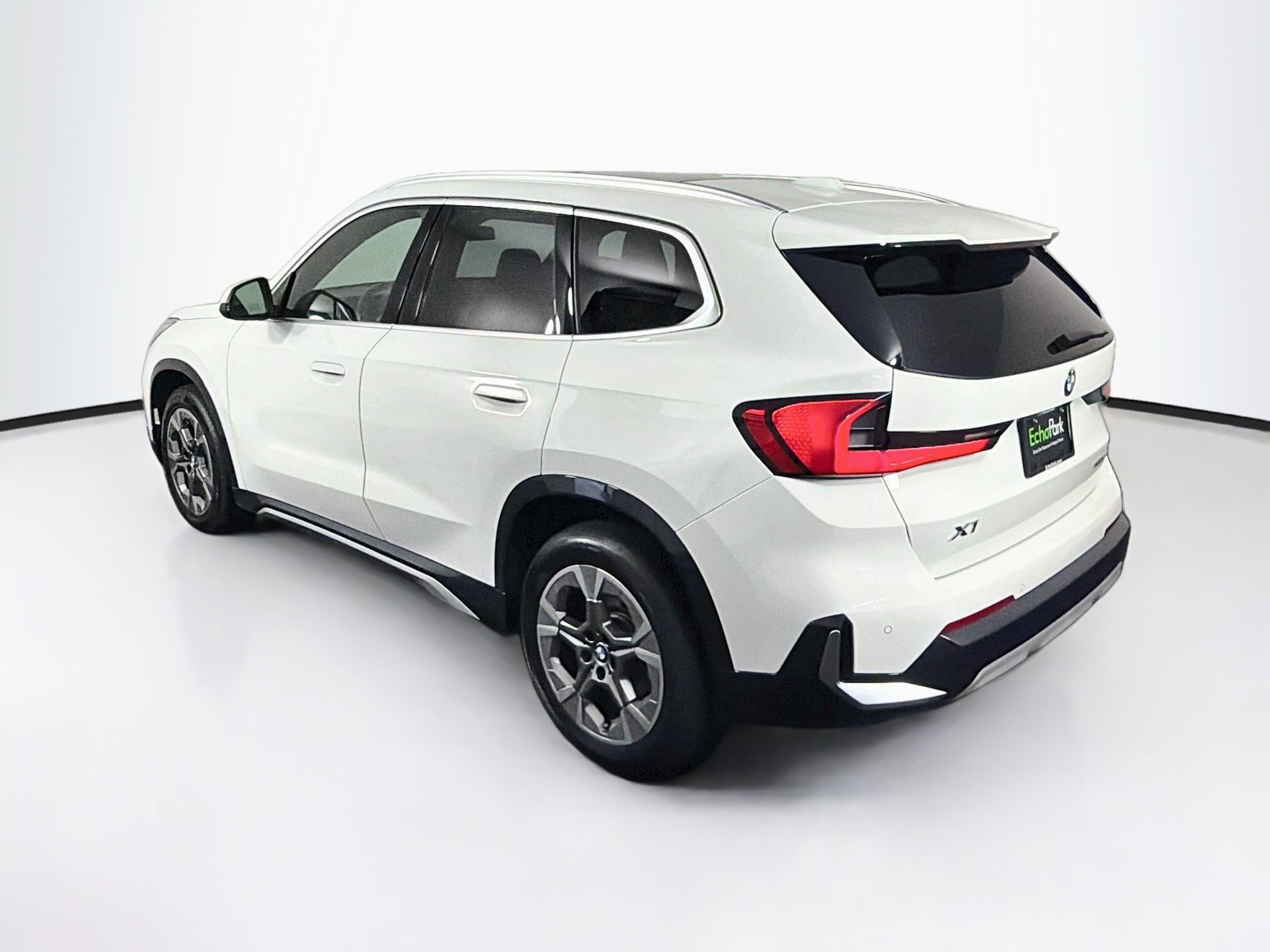 Used 2026 BMW X1 xDrive28i AWD/4WD image 5