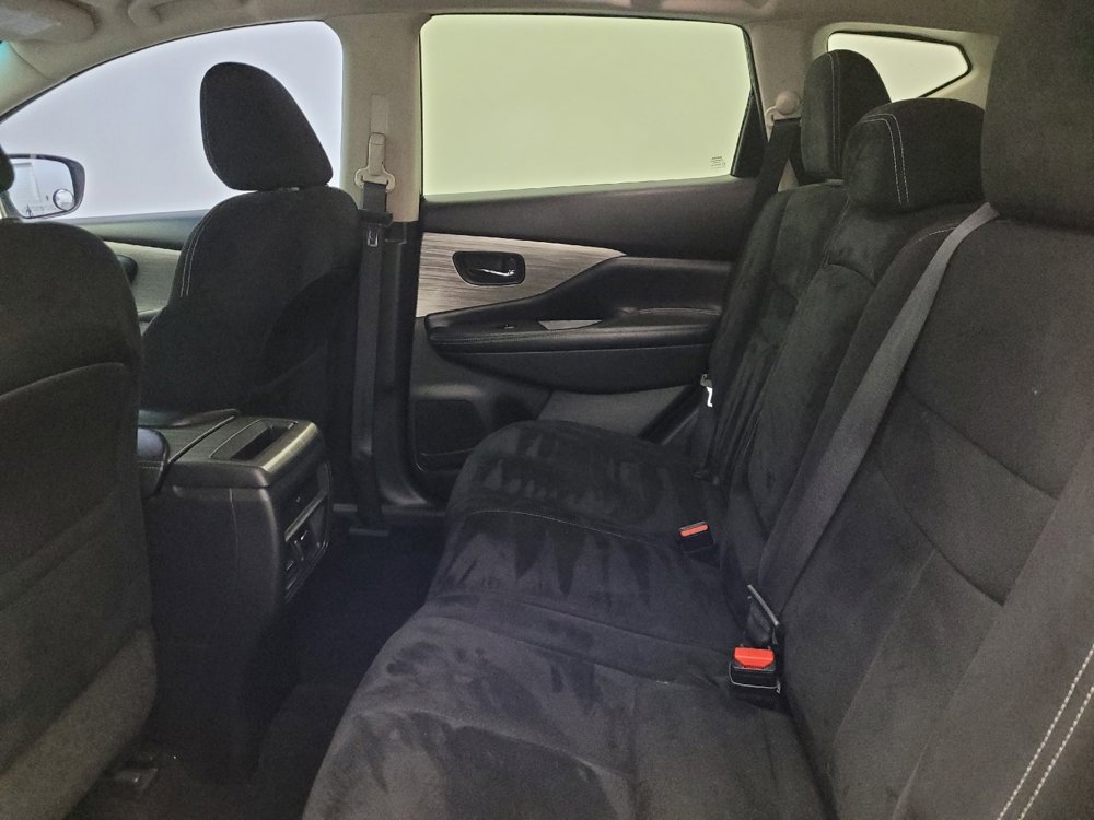 Used 2017 Nissan Murano SV image 18