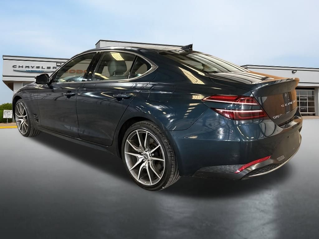 Used 2023 Genesis G70 2.0T video 3