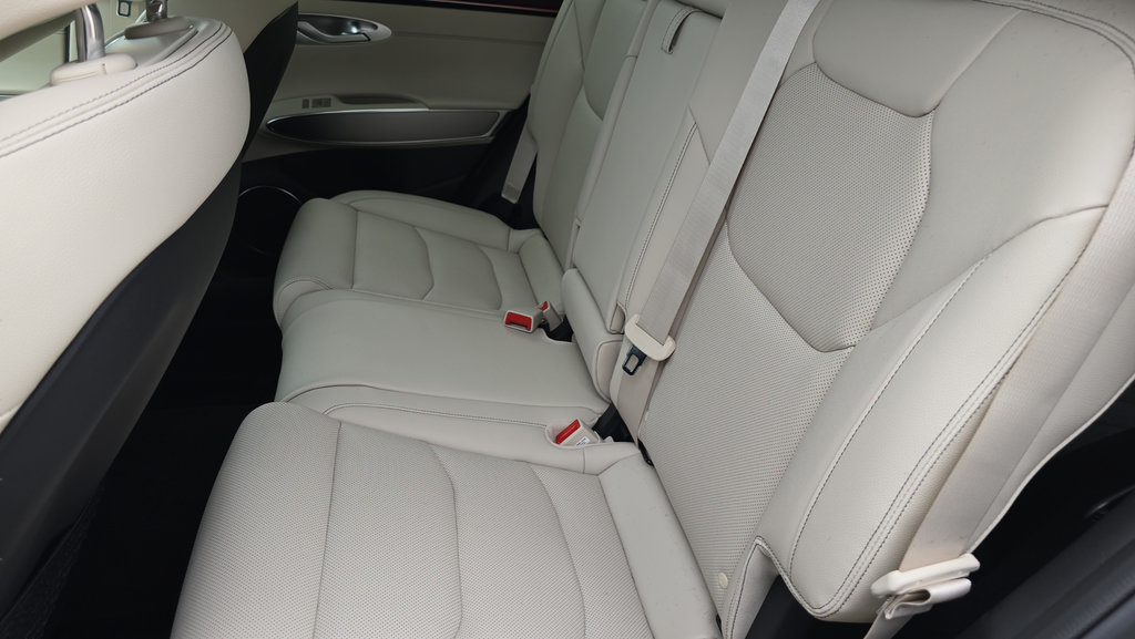 New 2026 Genesis GV70 2.5T Select AWD/4WD image 10