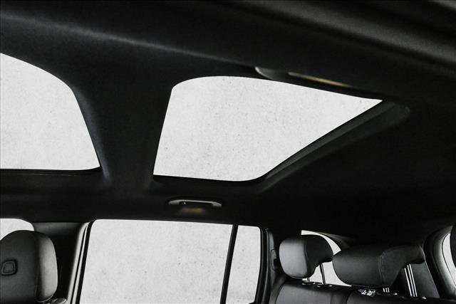 New 2026 Mercedes-Benz GLB 250 4MATIC image 21