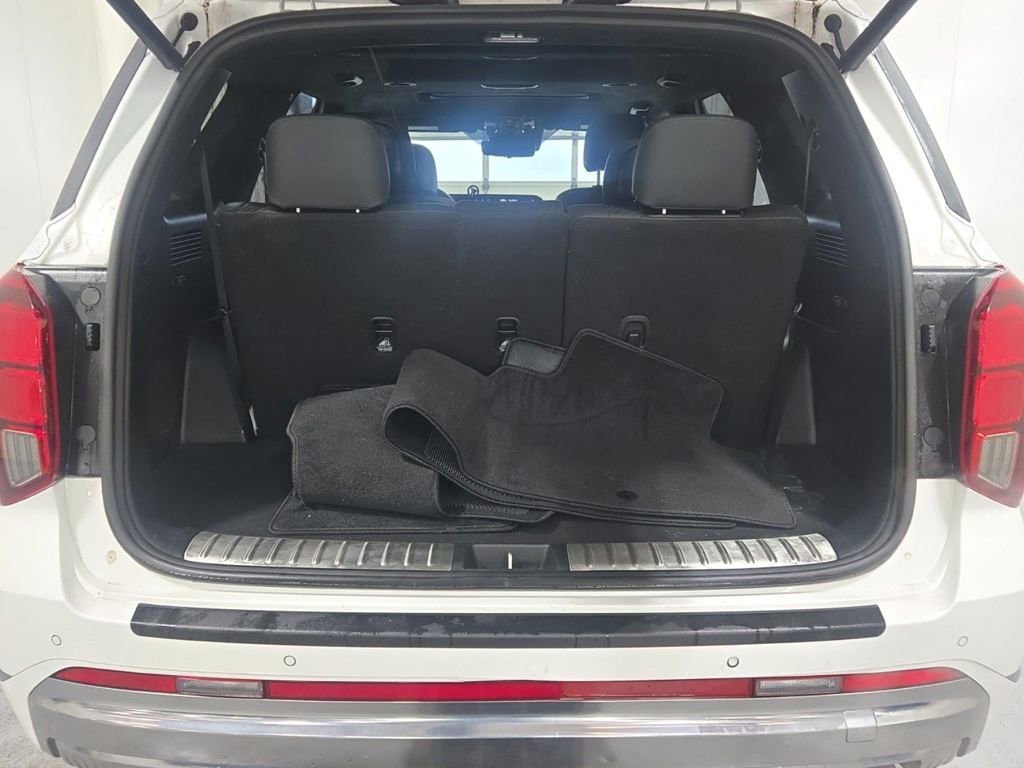 Used 2023 Hyundai Palisade Calligraphy image 11