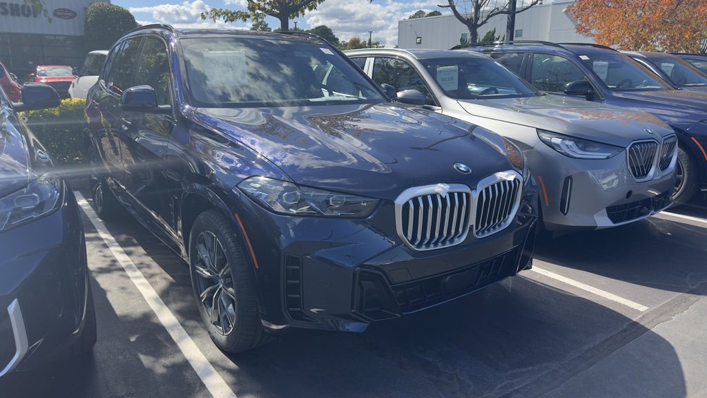 New 2026 BMW X5 xDrive40i w/ Executive Package