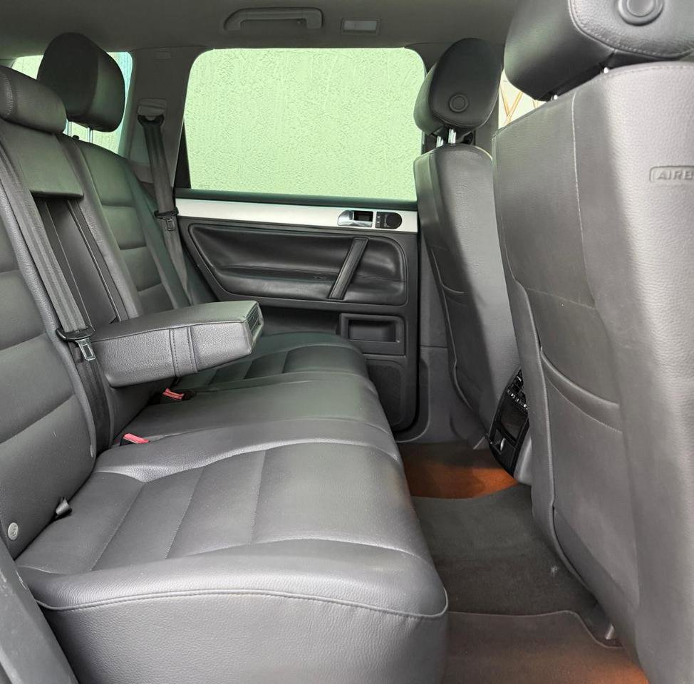 Used 2008 Volkswagen Touareg V6 AWD/4WD image 23