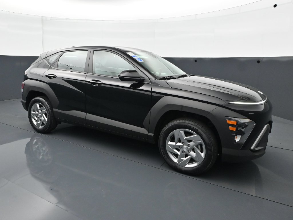 Used 2024 Hyundai Kona SE AWD/4WD image 9