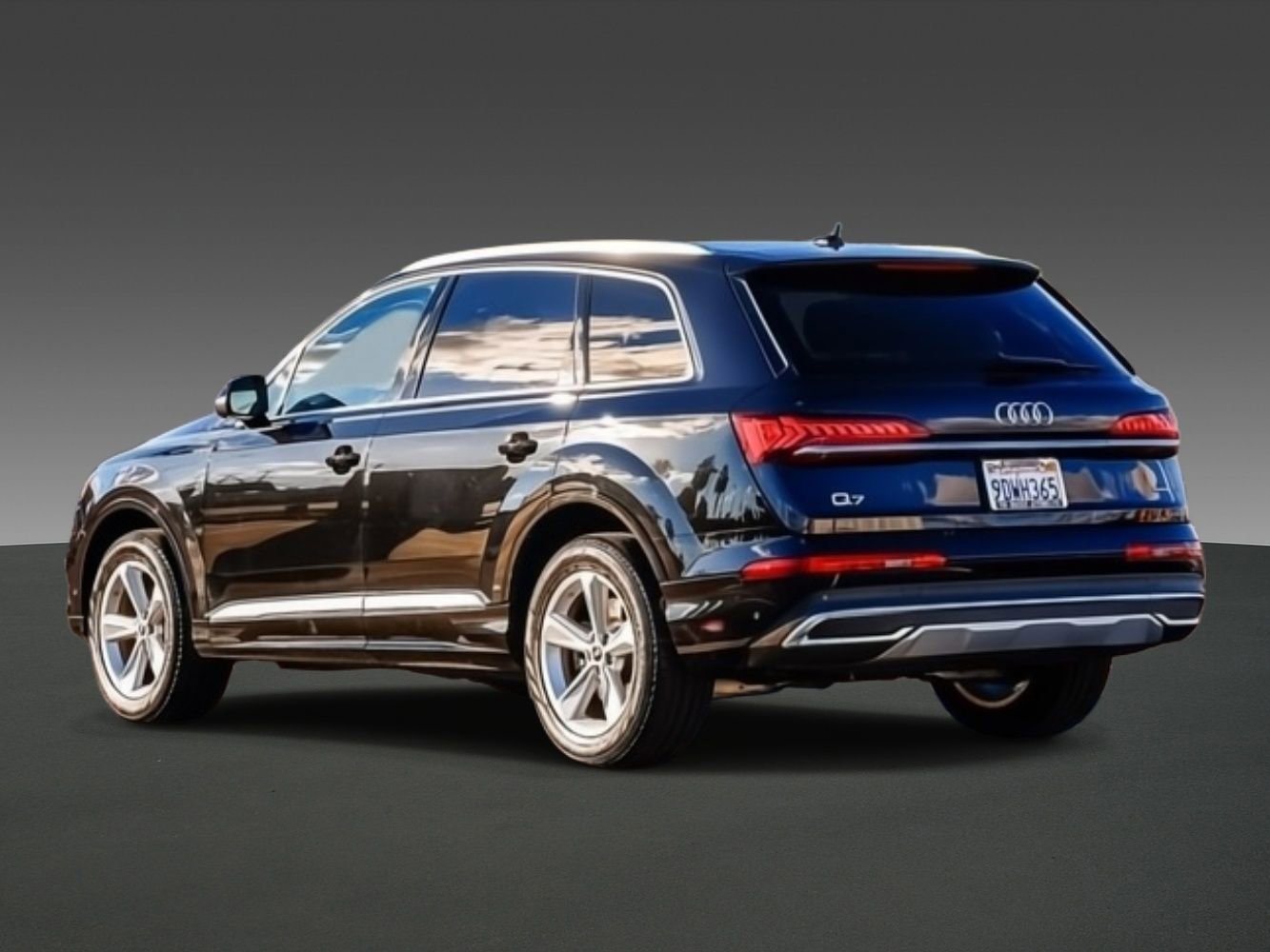 Used 2023 Audi Q7 2.0T Premium Plus image 2