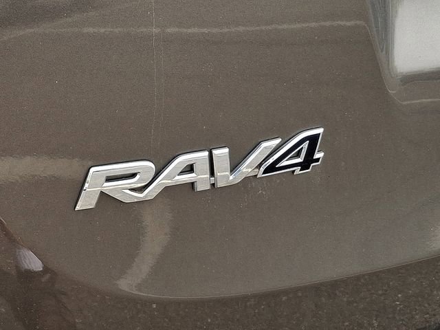 Used 2013 Toyota RAV4 LE AWD/4WD image 35