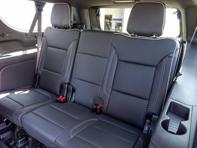 New 2026 Chevrolet Suburban Premier image 20