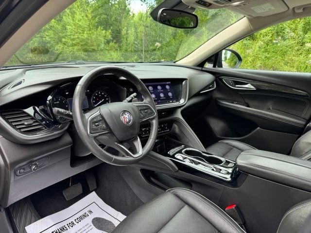 Used 2021 Buick Envision Essence w/ Sport Touring Package FWD image 9