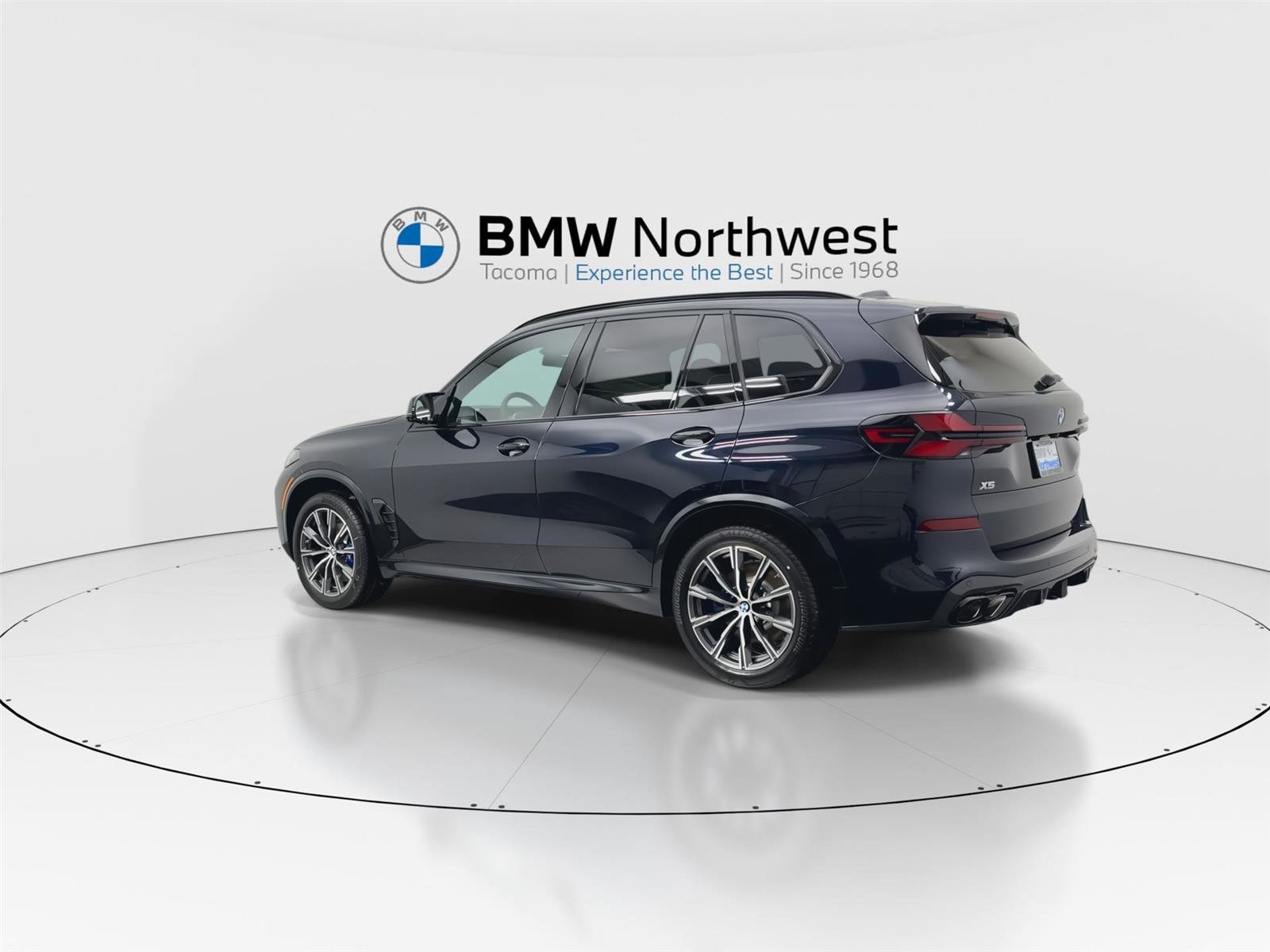 New 2026 BMW X5 M60i image 12