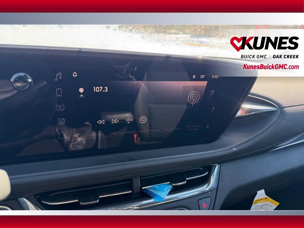 Used 2025 Buick Envista Preferred w/ Convenience I Package image 14